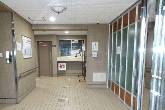エントランスホール