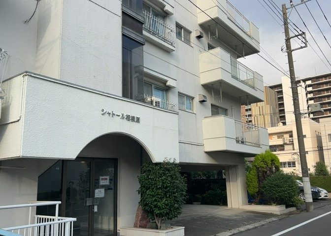 景色重視でお家選ぶをするとスーパーが遠い！学校が遠い！など生活をするうえで利便性で困ることもあります。まず一度現地を見学する際に、周辺の施設などがあるかを確認し、暮らし始めた後のことを想像しましょう。