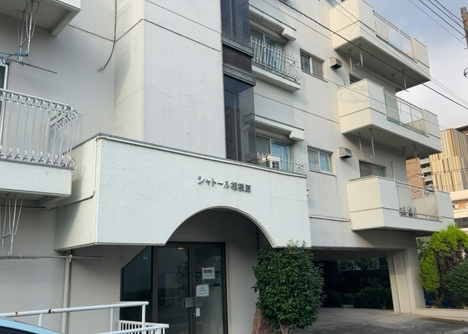 ＳＲＣ造は強度や耐震性の面でもRC造と比べて優れています。そのため、10階建以上の高層または超高層マンションなどの建築にも多く採用されています。柱や梁などのサイズが小さくても高い耐震性を確保できます。