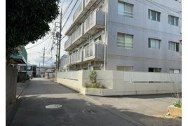 ホビーバーンズの外観