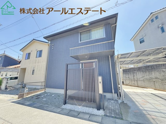 外観：328000642029