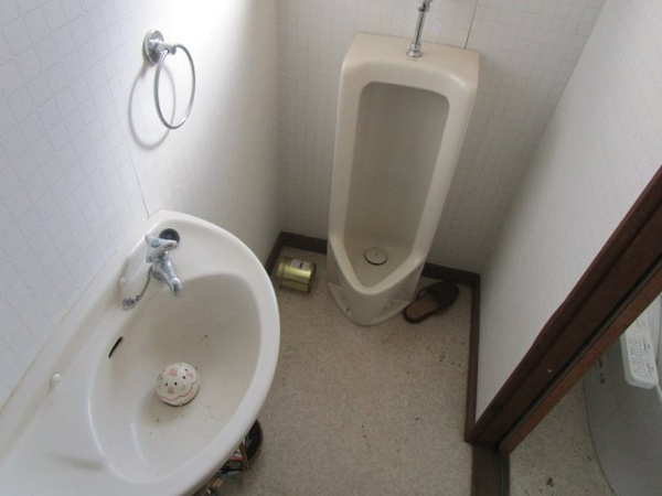 【千島町・中古住宅のトイレ】
