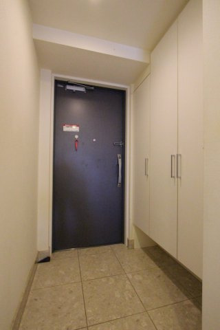 玄関にもしっかり収納が確保されています！