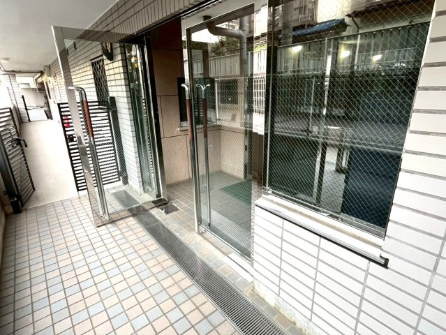 きれいなエントランスです。