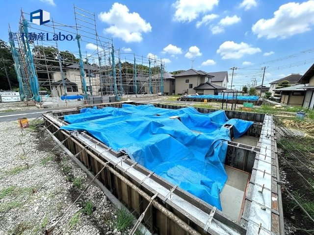 基礎工事だから土地全体のイメージがしやすい現地です♪　是非実際に広さや周辺環境をご確認ください♪