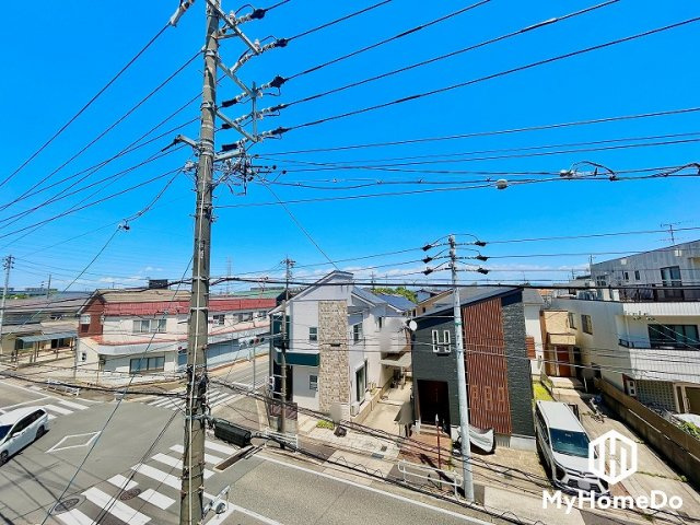 東向きの為、心地よい朝陽で目覚める爽快ライフ。