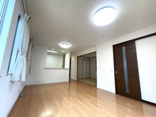 優しいぬくもりに包まれる床暖房付