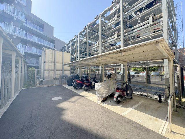 共用部・バイク置き場