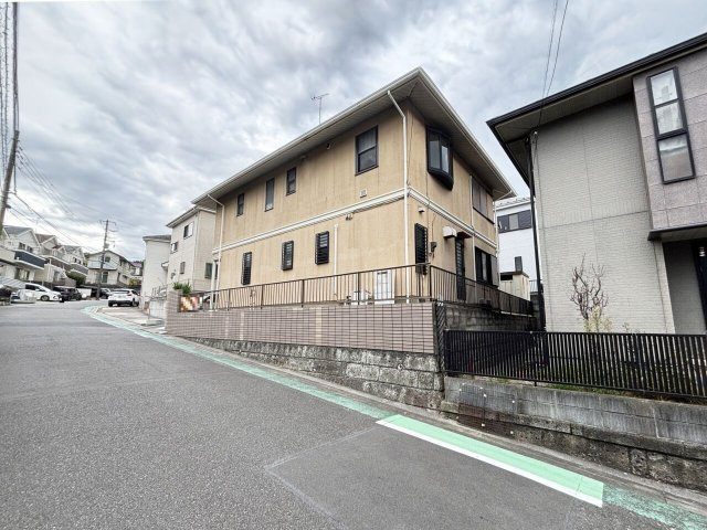 前面道路含む現地外観