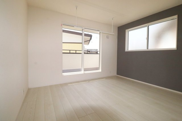 【郡山市安積北井2丁目 1号棟 安積第1小学校、安積中学区の洋室】