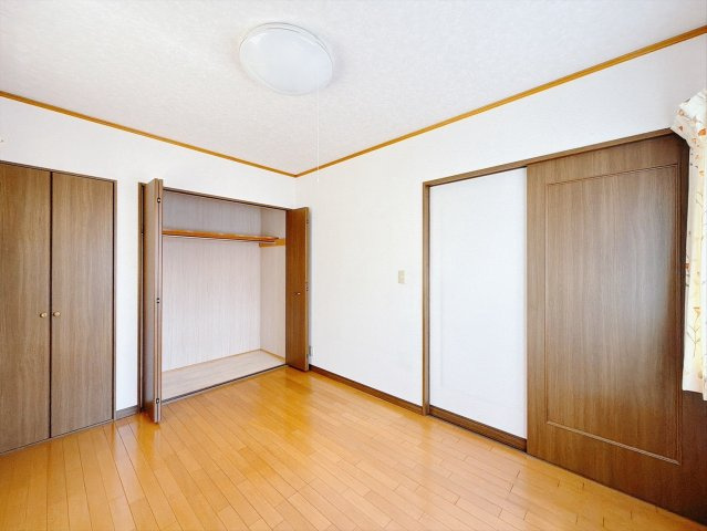 ■洋室｜子供部屋のメリットは「自立心を養うことができる」「自分で整理整頓できるようになる」そして、お子様が成長した際には「プライバシーを確保できる」といい事だらけ♪