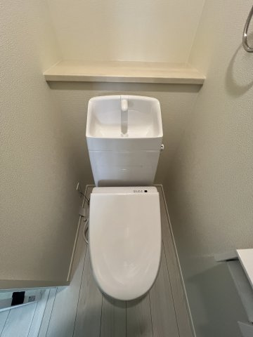 1階・2階温水シャワートイレ