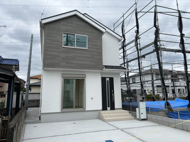 「秋川」駅徒歩7分♪通勤通学に便利な立地です。
