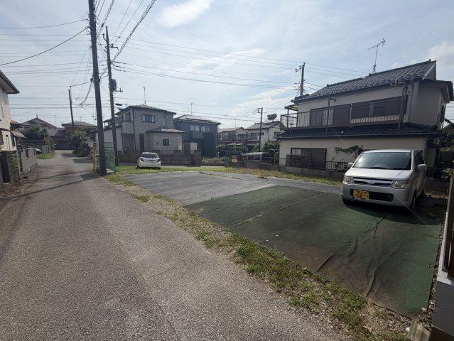 閑静な住宅街の立地・建築条件はございません。