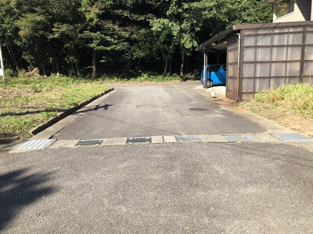 前面道路　約6m