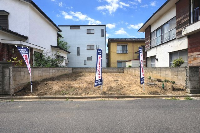 閑静な住宅地・敷地約22坪・希望の間取りが叶いやすい整形地です！自由設計で夢のマイホームはいかがでしょうか！当社無料の間取り作成も承ります！ジョイフーズまで徒歩約10分(750ｍ)！