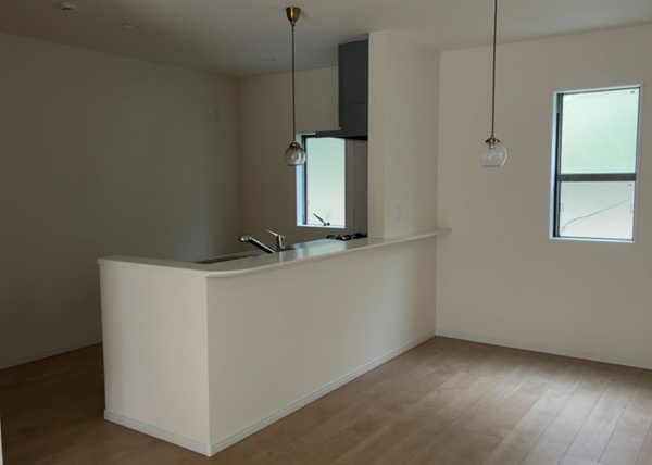 【相模原市中央区上溝の中古戸建てのダイニングキッチン】