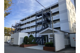 ピアコート越谷の外観