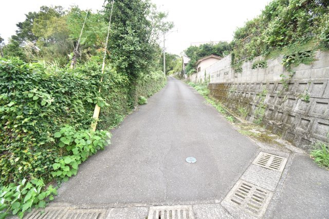 東側