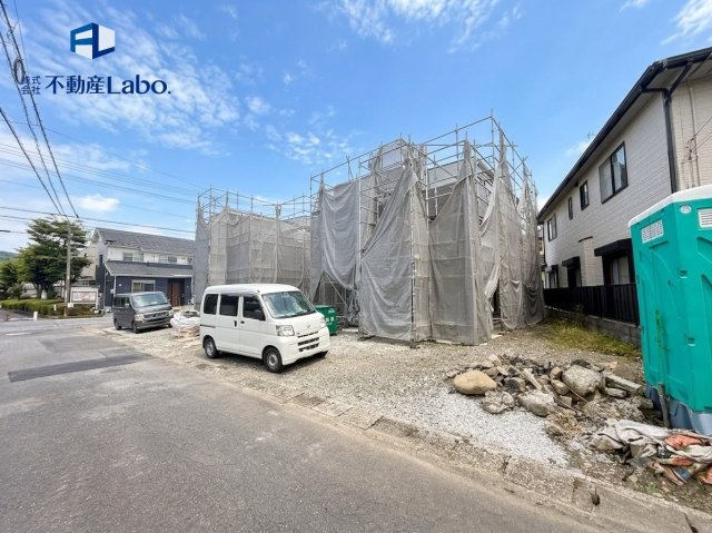 広々と敷地は47坪以上！駐車も並列で4台可能なのは嬉しいポイント♪