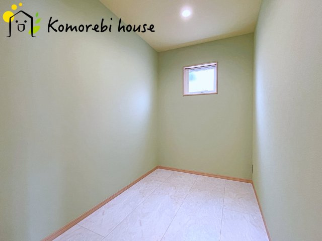 内装は落ち着いています