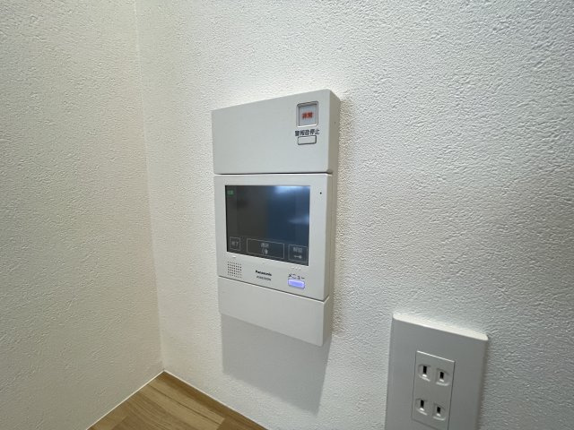 TVモニター付きインターホンで、来訪者をしっかり確認出来ます。　