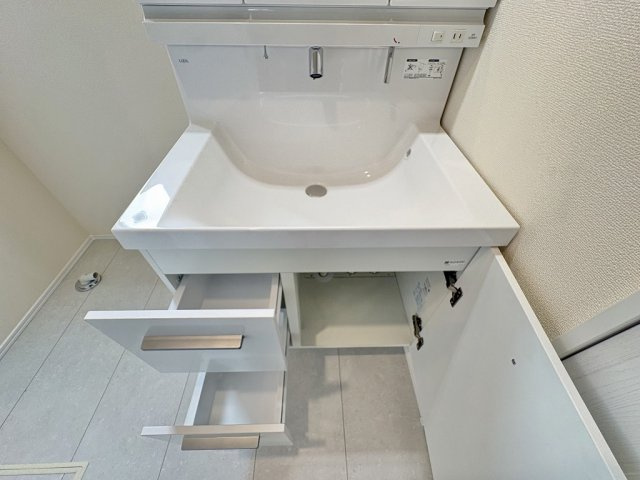 全9棟の分譲住宅です。「吉川美南」駅まで徒歩約21分になります。ぜひ現地をご覧ください♪