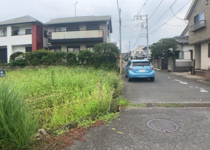 物件の詳細については、現地を見てわかること以外に、役所や法務局などで調べないとわからないことがあります。そのため、現地に行く場合は、もしこの物件を買ったらどのような生活ができるかをイメージしましょう。