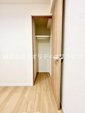 奥行きのある収納です。