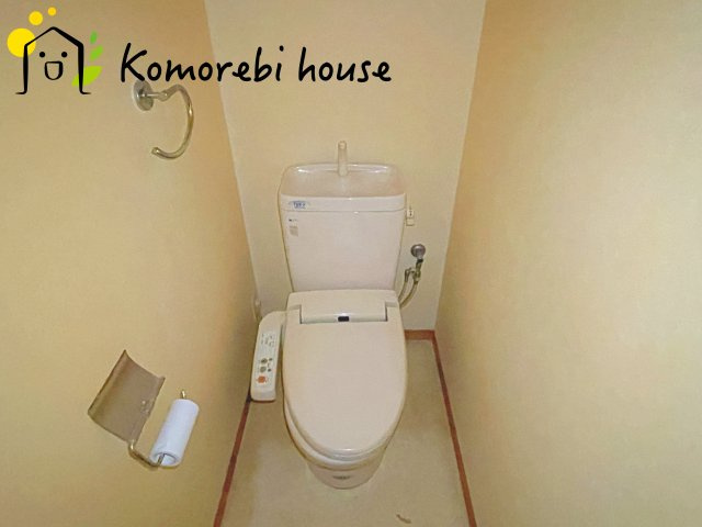 シンプルで使いやすいトイレです