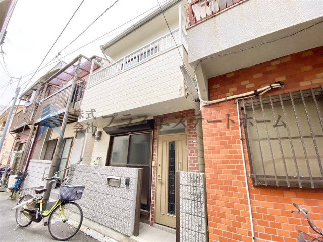徒歩約7分で3駅3路線利用可♪