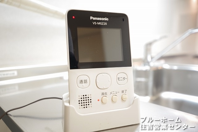 持ち運びのできるモニター付きインターホン！