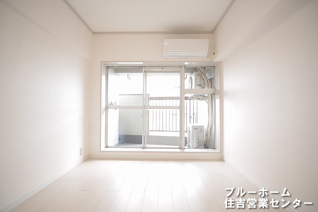 日当たりの良い約6帖の洋室です！