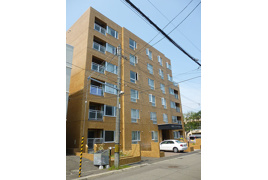 朝日プラザ栄通の外観