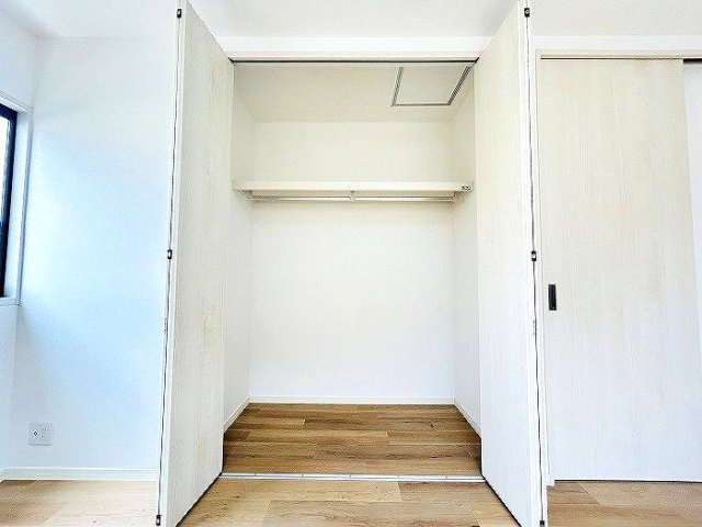 各居室に収納確保！