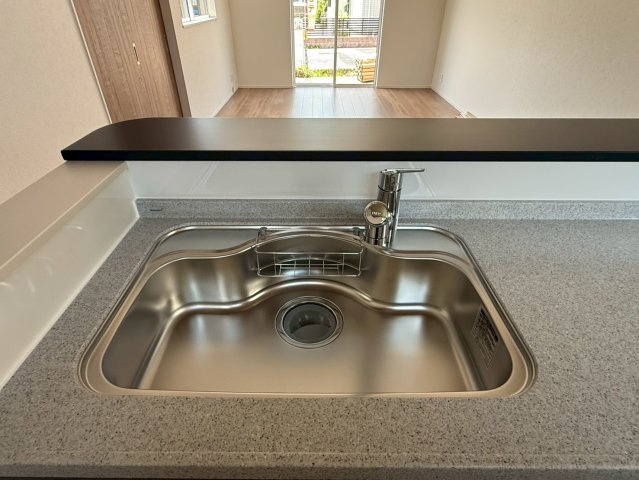 シンプルで使いやすいキッチンの水栓
