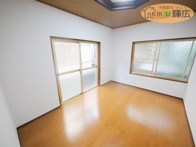 昭和56年築の中古戸建てです。