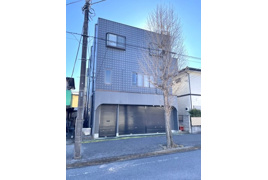 市原市青葉台二丁目　3階建中古戸建ての外観