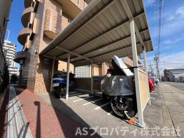 【ダイナース千代田橋の駐輪場】