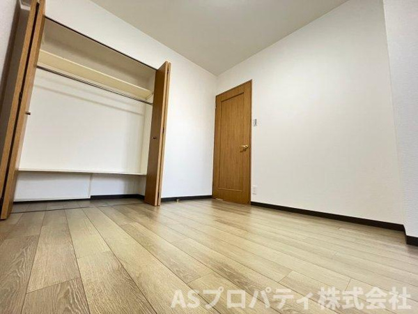 【ダイナース千代田橋の洋室】