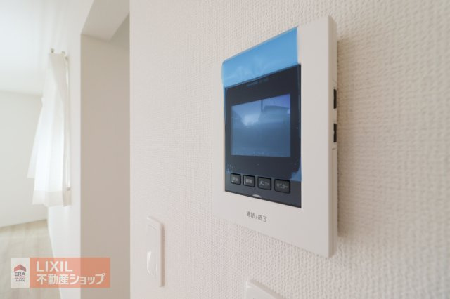 現地完成写真。カラーTVインターホン。