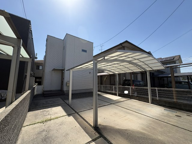 外観：334000217301