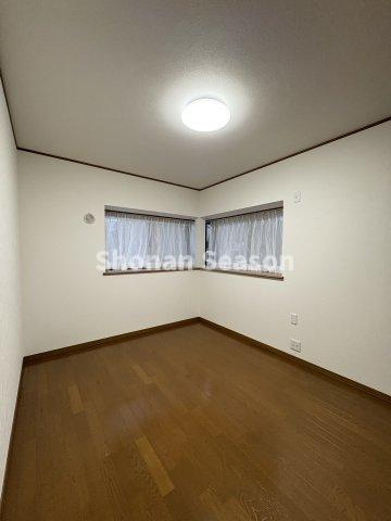 誰がどの部屋を使うか家族会議も楽しみですね♪