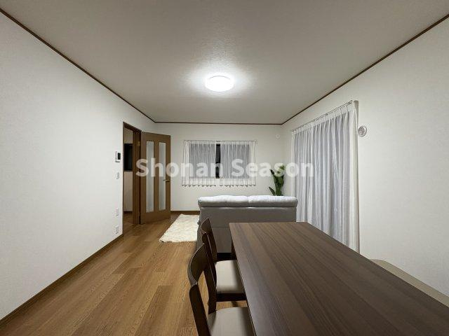ダイニングとキッチンの空間を分けやすい間取りです◎