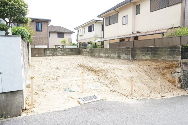 外観：327002180142