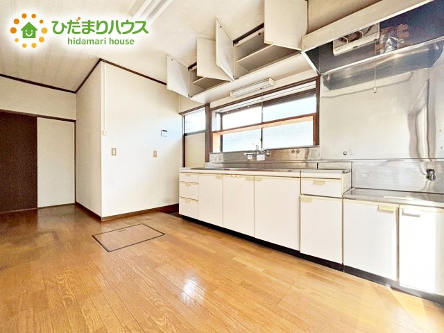 ママのことを考えた、ゆとりあるキッチンスペースで、お料理がもっと楽しくなっちゃいますね(^^♪
