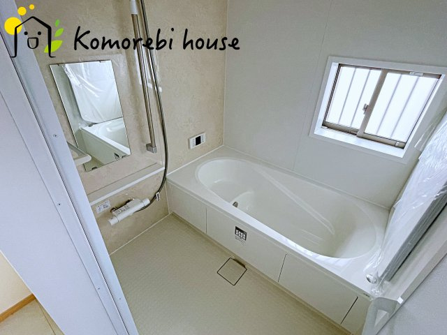 コンパクトで使いやすいお風呂です