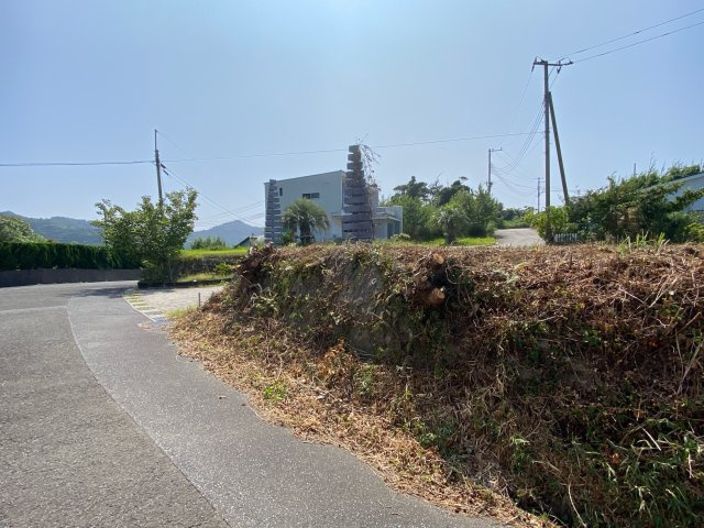 角地は人目に付きやすく、防犯面でも安心です