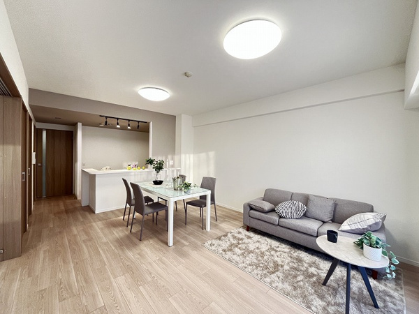 コスモ・ザ・パークス清瀬の森　（保谷店）の居間