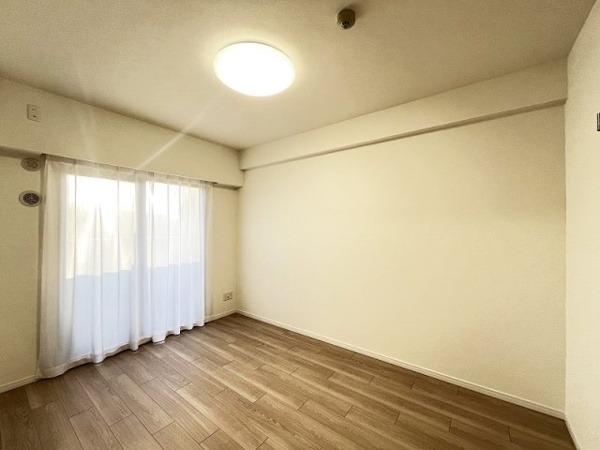 コスモ・ザ・パークス清瀬の森　（保谷店）の洋室